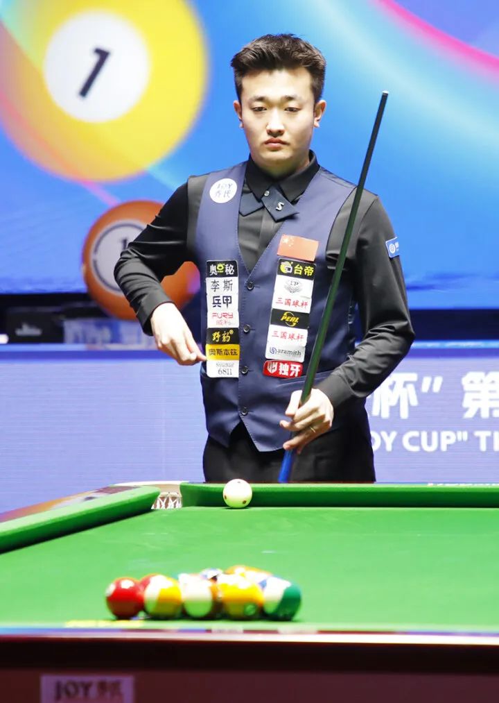 他在分享中 他在分享中