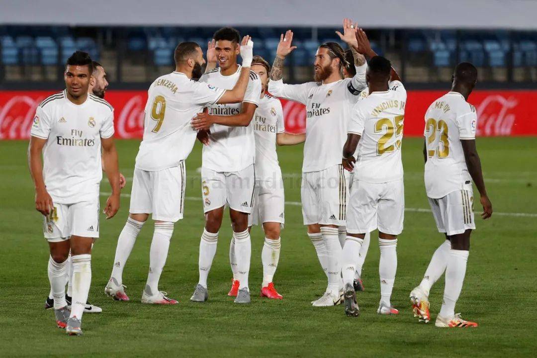 B完成无缝 B完成无缝